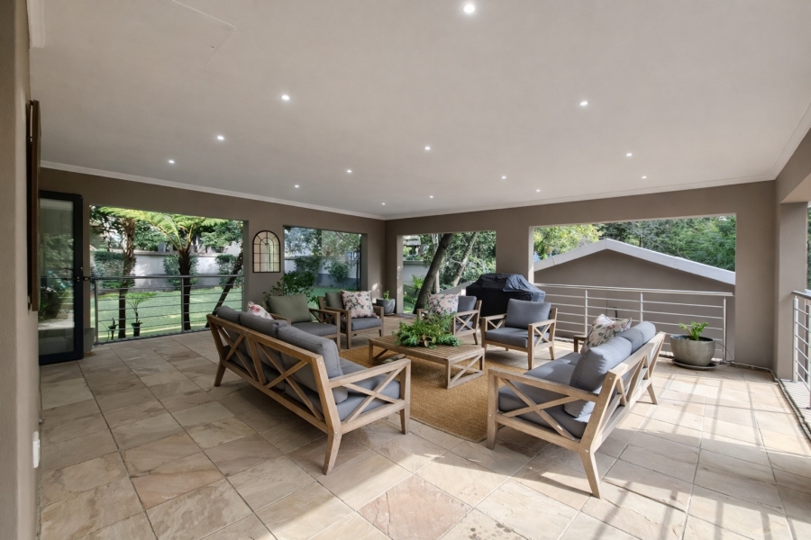 6 Bedroom Property for Sale in Cashan North West